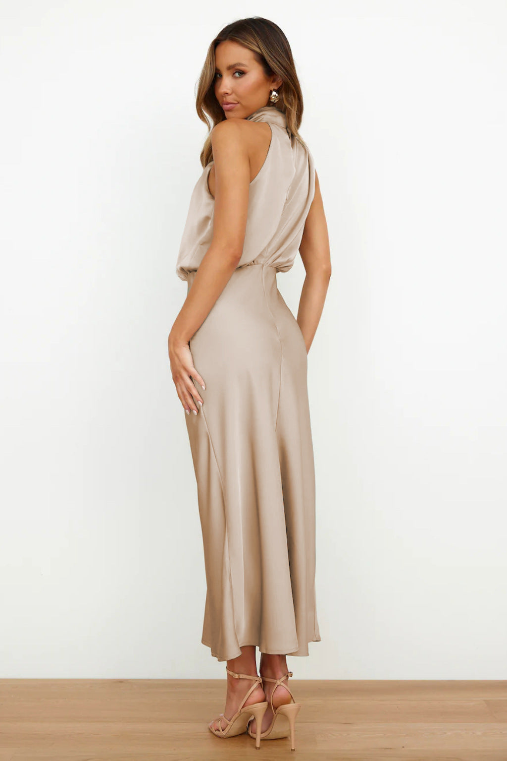 Julia Elegant Dress